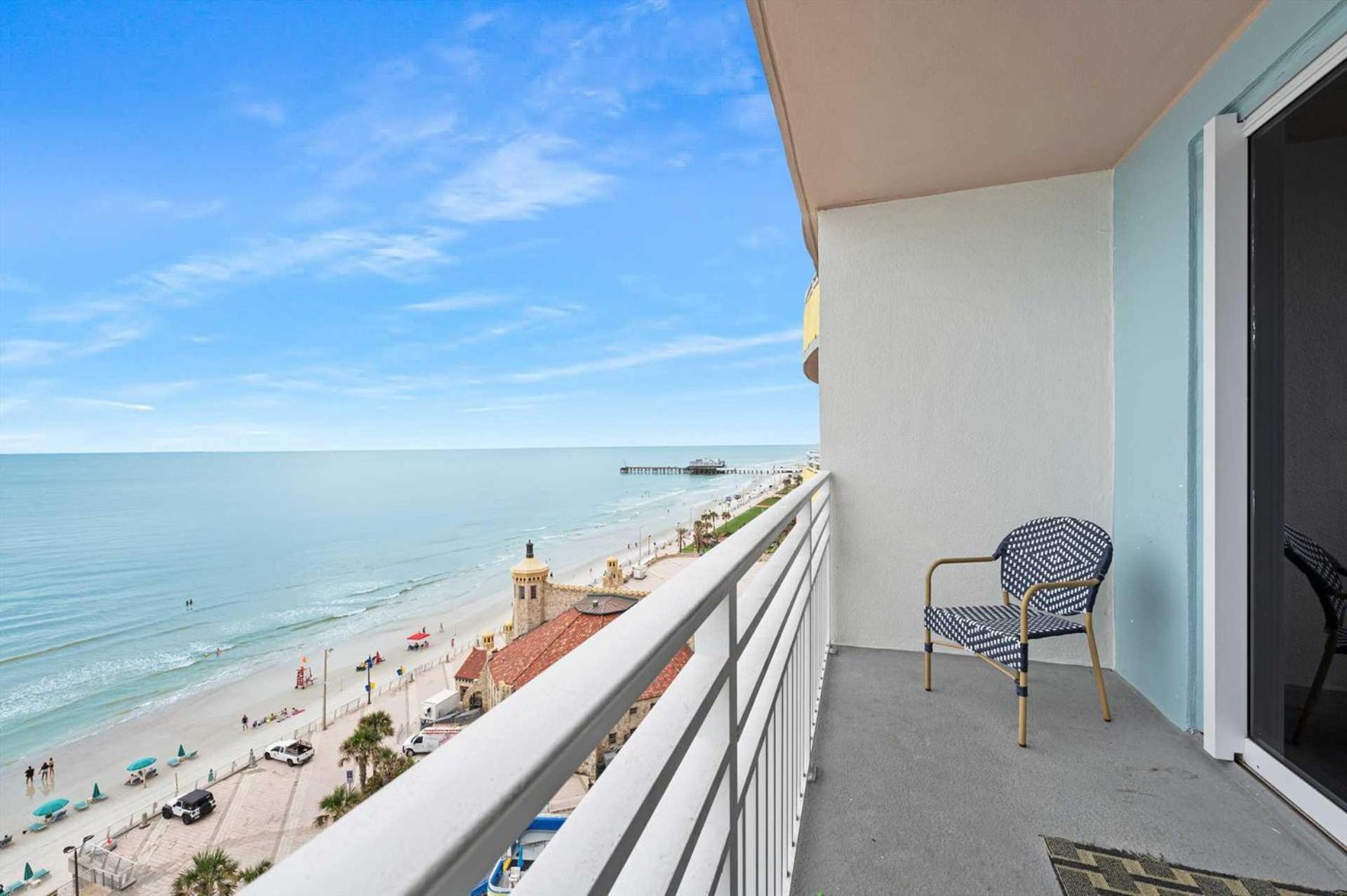 Holiday home Luxury 11th Floor 1 Bedroom Direct Oceanfront Wyndham Ocean Walk Daytona | 1105 Daytona Beach