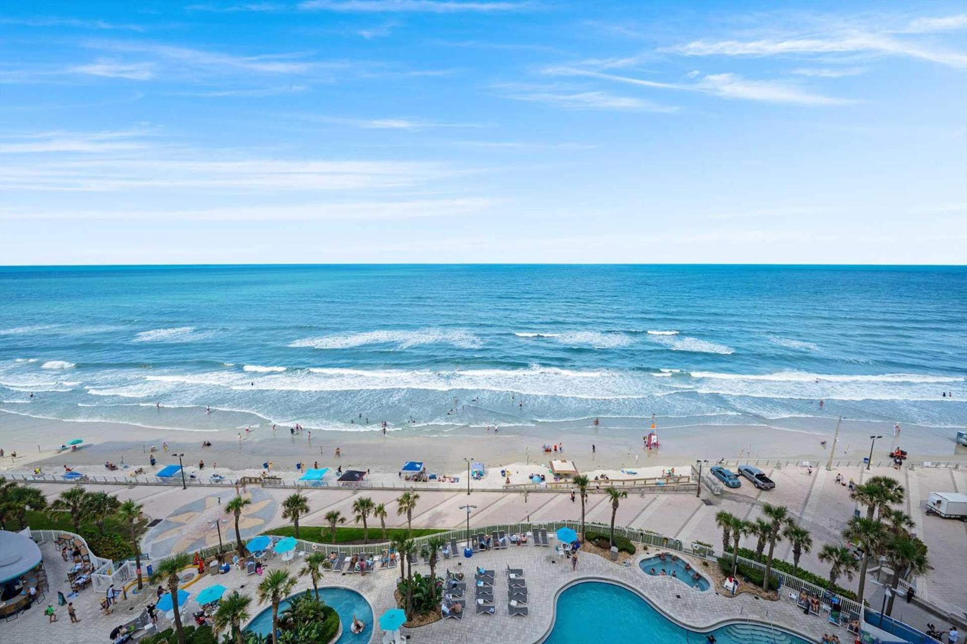 Luxury 11th Floor 1 Bedroom Direct Oceanfront Wyndham Ocean Walk Daytona | 1105 Holiday home Daytona Beach