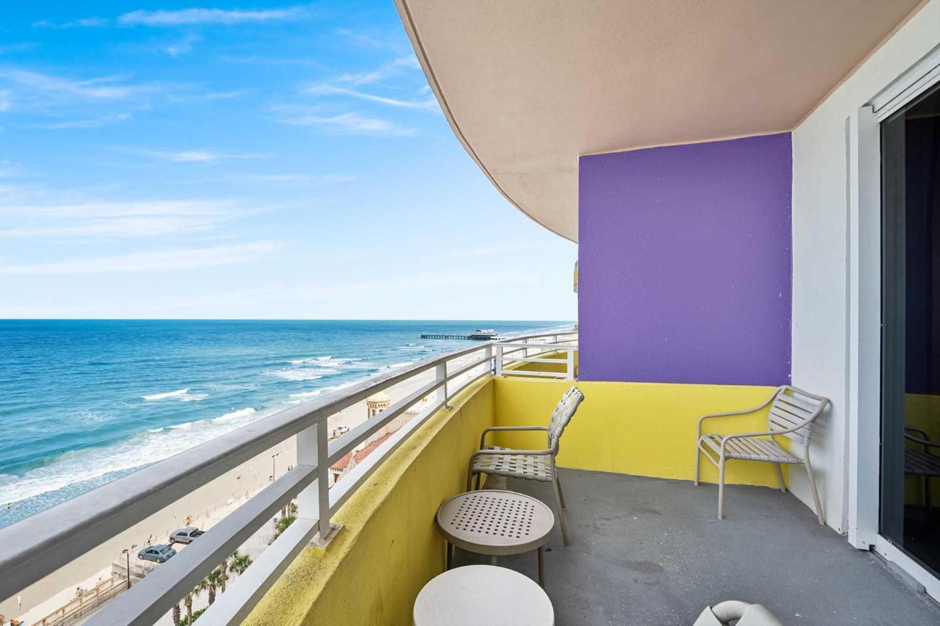 Luxury 11th Floor 1 Bedroom Direct Oceanfront Wyndham Ocean Walk Daytona | 1105 Holiday home