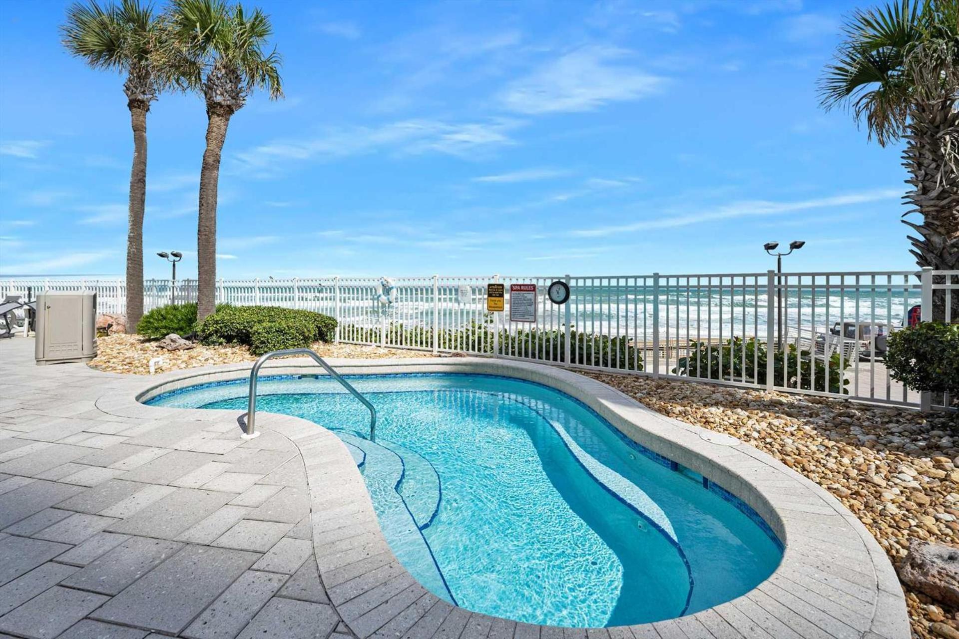 Luxury 11th Floor 1 Bedroom Direct Oceanfront Wyndham Ocean Walk Daytona | 1105 *